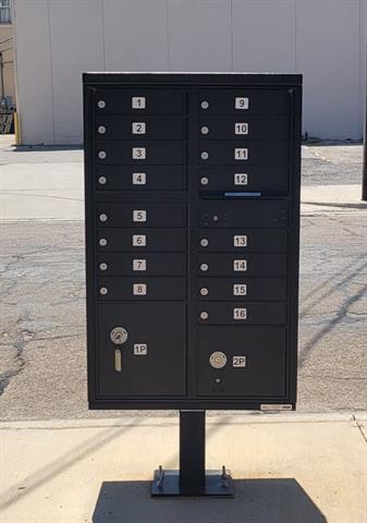 Building Photo - 201 E Chambers St