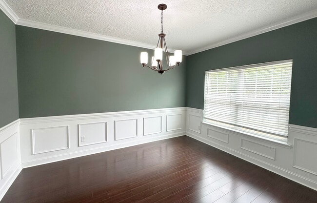 Building Photo - 732 Waterlily Ct