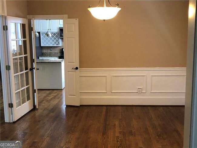 Building Photo - 1510 Maplewood Ct