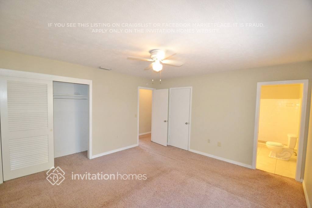 Building Photo - 706 Westwood Cir