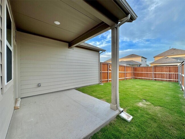 Building Photo - 611 Emory Crossing Blvd