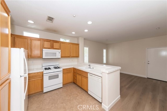 Building Photo - 1347 McFadden Dr