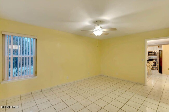 Building Photo - 10955 Yogi Berra Cir