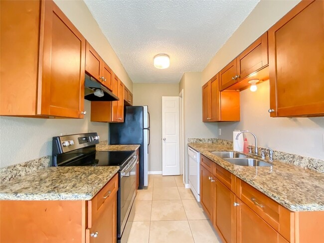 Building Photo - 11514 Fruitwood Dr