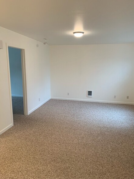 Living Room - 1964 Front Ave W