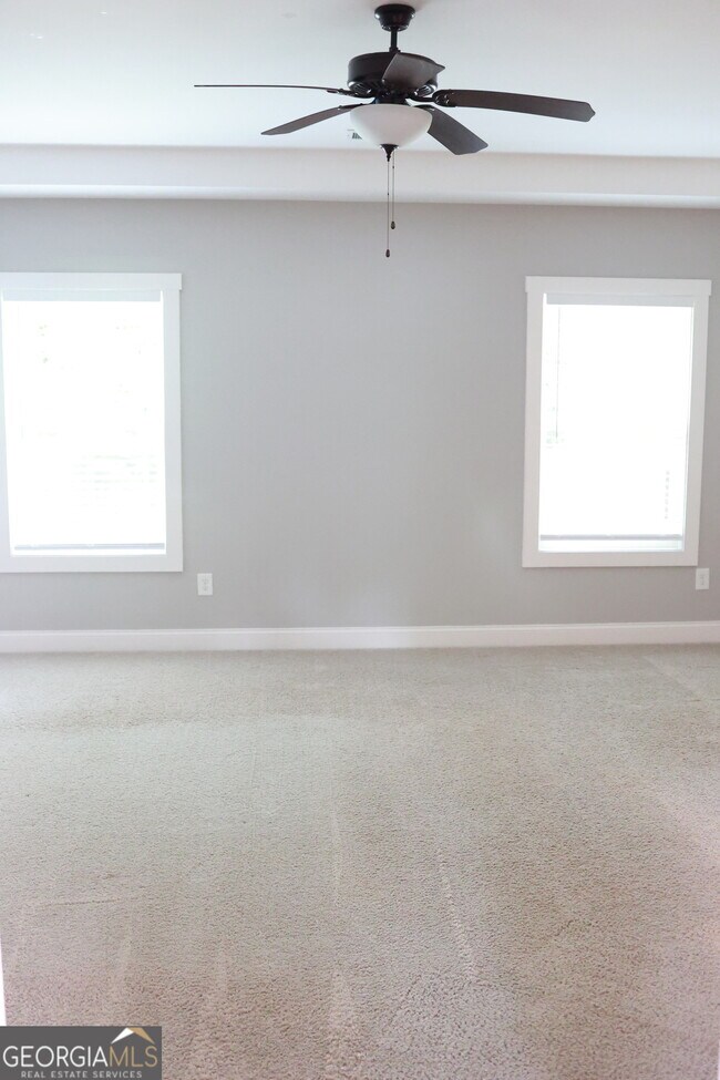 Building Photo - 135 Jessica Ct
