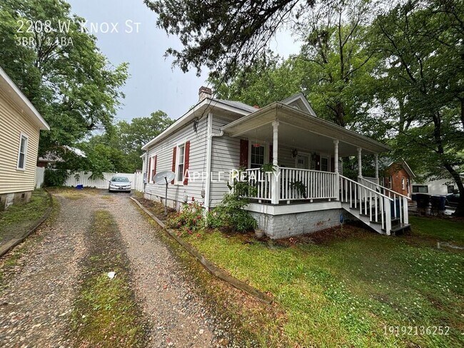 Building Photo - 2208 W Knox St