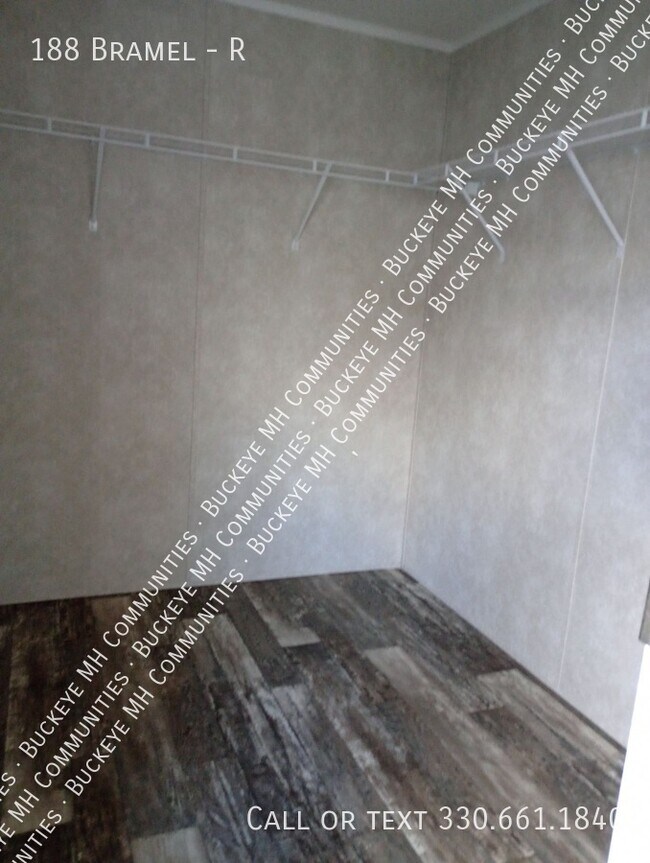 Building Photo - 188 Bramel-R