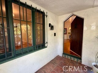 Building Photo - 2335 Overland Ave