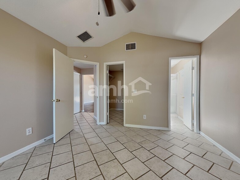 Building Photo - 4908 Rambling Rose Pl