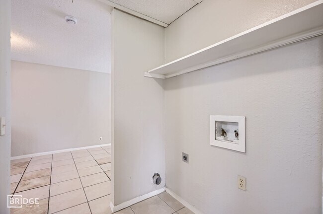 Building Photo - 1102 Jefferson St