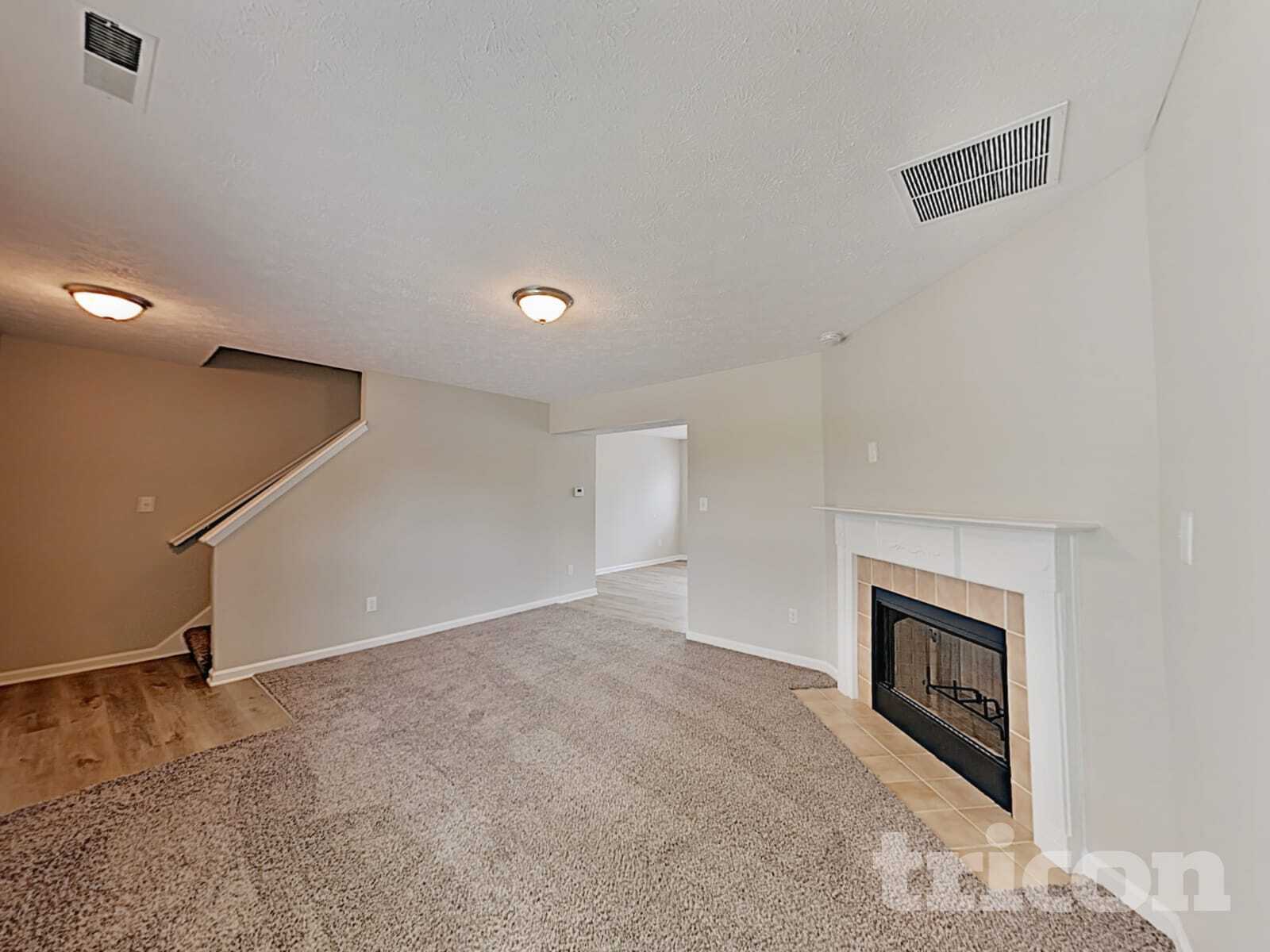 Building Photo - 4066 Knollwood Ave