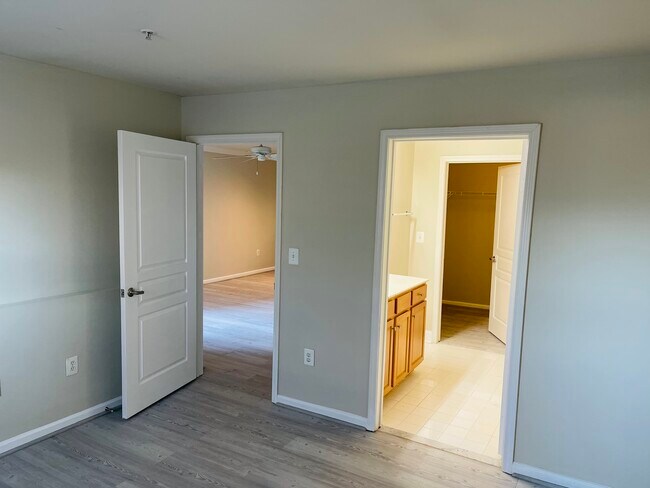 Building Photo - 12001 Market St