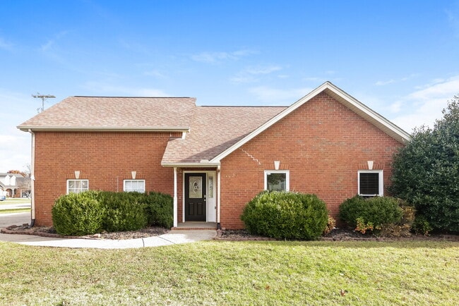 Building Photo - 4021 Wisdom Way