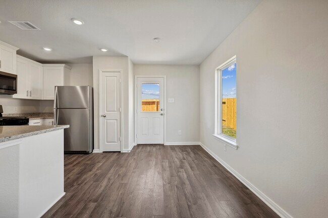 Building Photo - 10410 Red Cardinal Dr