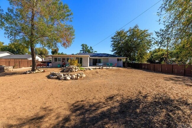 Building Photo - 1806 Wight Way
