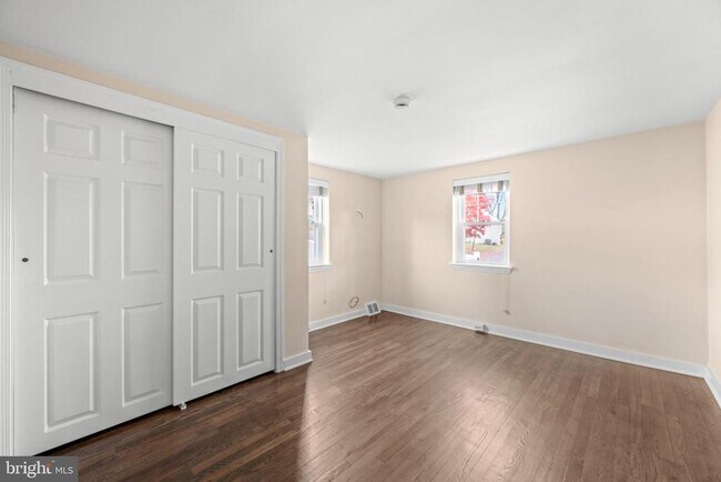 Building Photo - 3 Buttonwood Ave