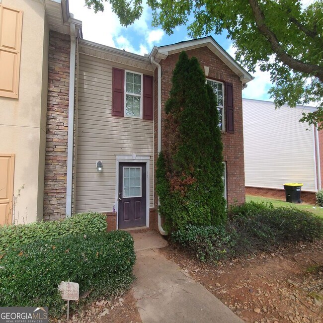 Primary Photo - 2103 Grove Way