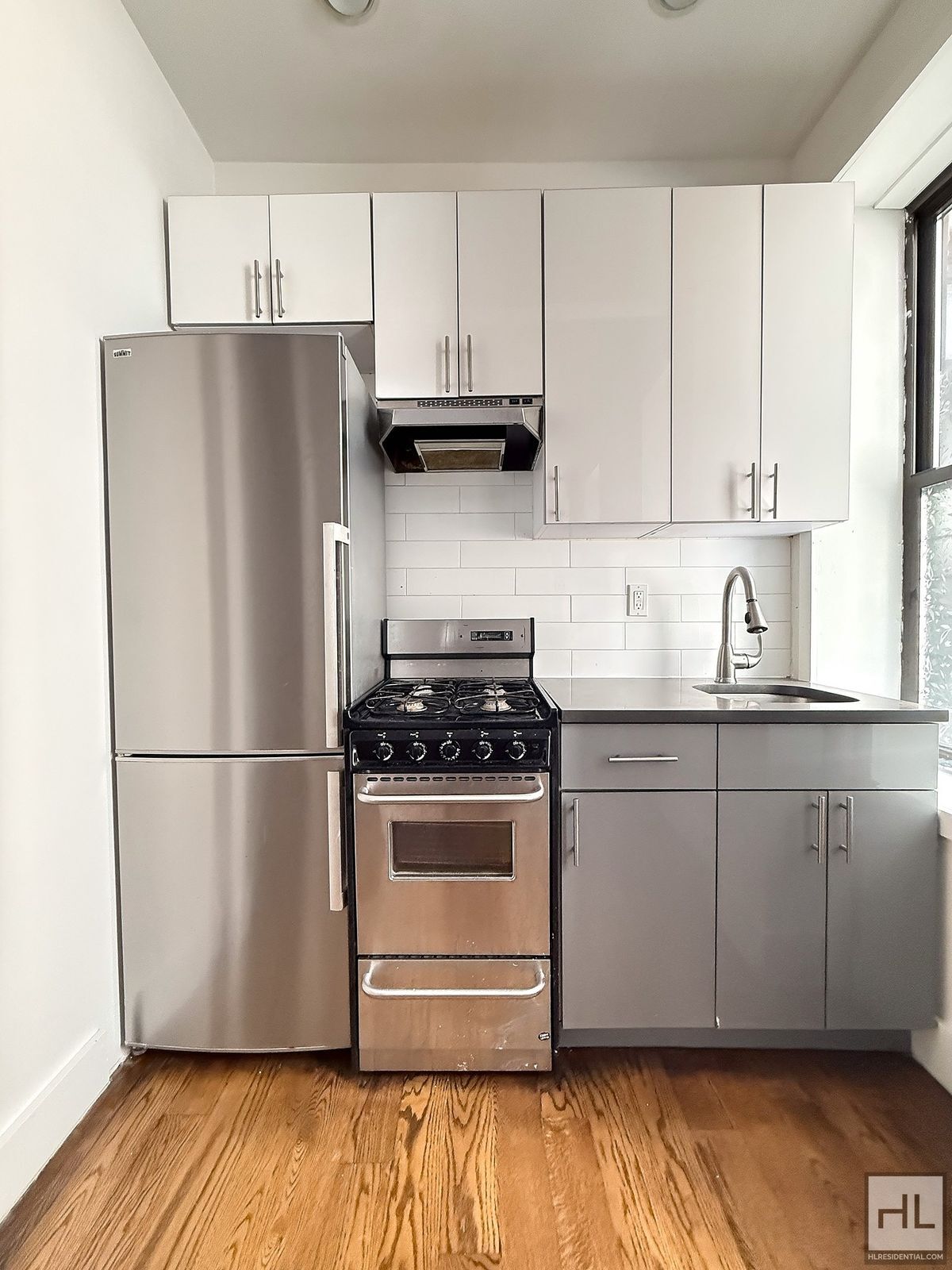 Building Photo - EASTERN PARKWAY / Crown Heights Studio 1-Bath