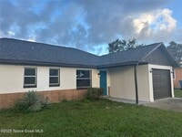 Building Photo - 1744 Valencia Ave