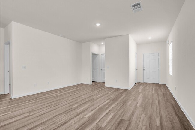 Building Photo - 18669 Shauna Danielle Dr