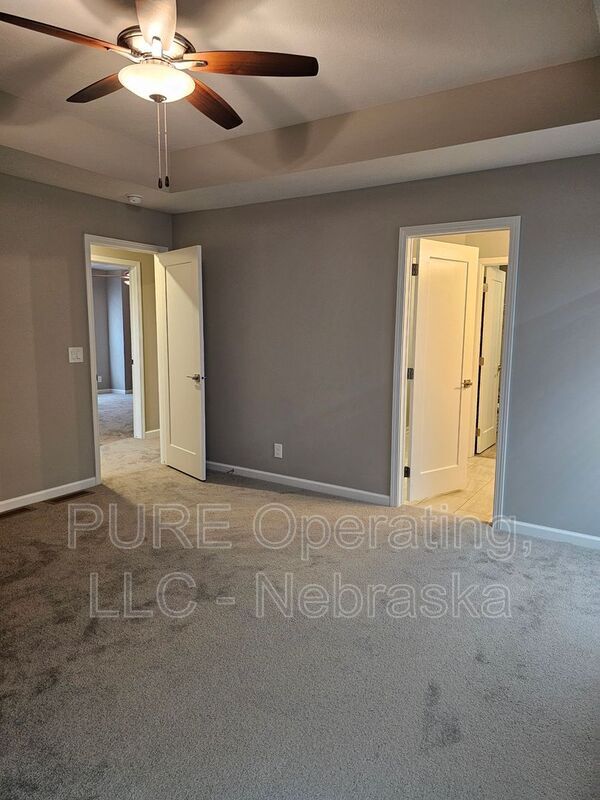 Building Photo - 17451 Tucker St