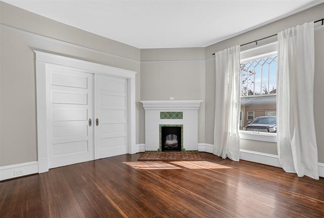 Building Photo - 1630 Mistletoe Blvd