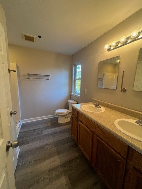 Building Photo - 916 Avon Ave