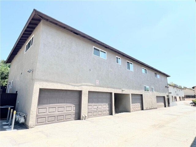 Building Photo - 2445 S Nancy St
