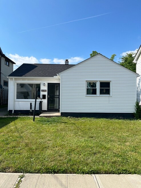 Building Photo - 11800 Princeton Ave