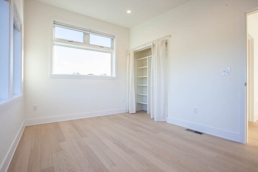 Building Photo - 1117 Kesia Ct