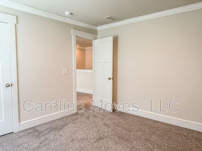 Building Photo - 312 Obsidian Ct