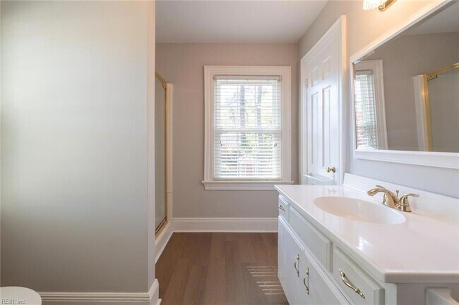 Building Photo - 621 Butler Ave