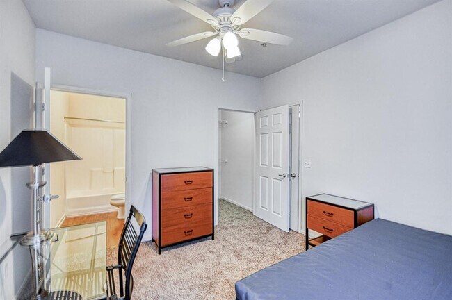 Building Photo - 2200 Classen Blvd