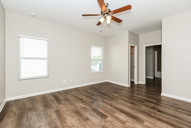 Building Photo - 34 Dalgety Crossing