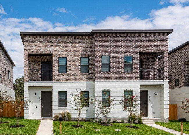 Primary Photo - 4009 Oaklawn St