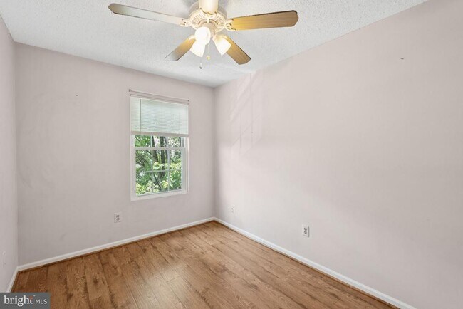 Building Photo - 9370 Caspian Way
