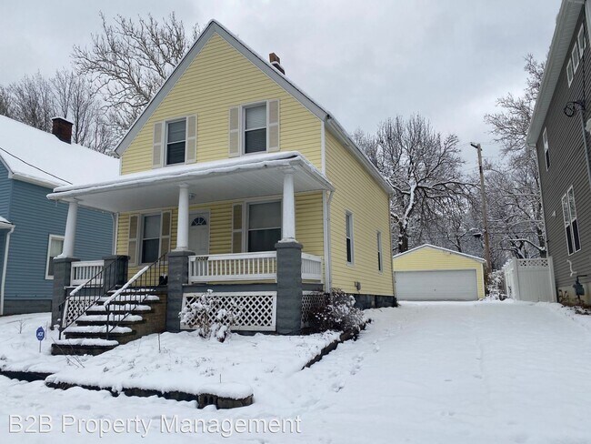 Building Photo - 3 br, 1 bath House - 12028 Wade Park Ave.