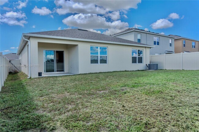 Building Photo - 2025 Doe Run Dr