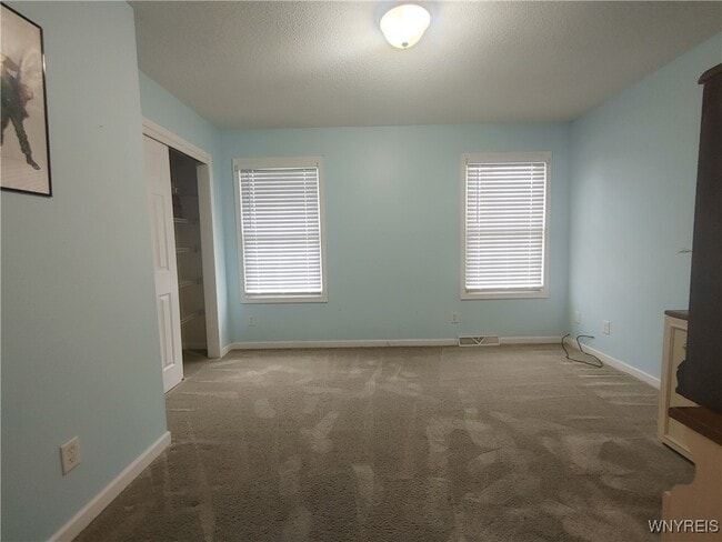 Building Photo - 579 Homestead Dr