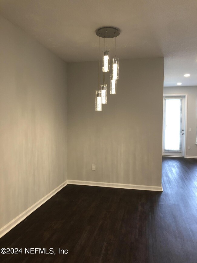 Building Photo - 11251 Campfield Dr