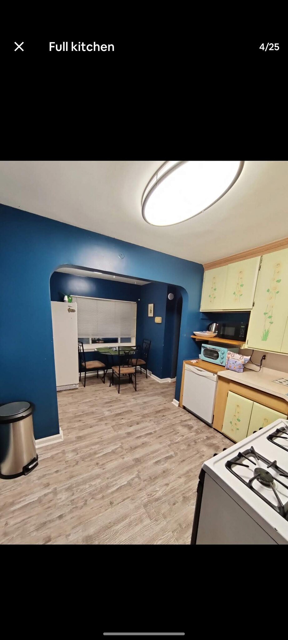 Building Photo - 160 Azalea Rd