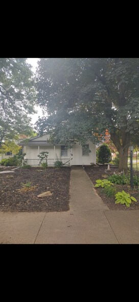 Building Photo - 1750 Shiffler Ave