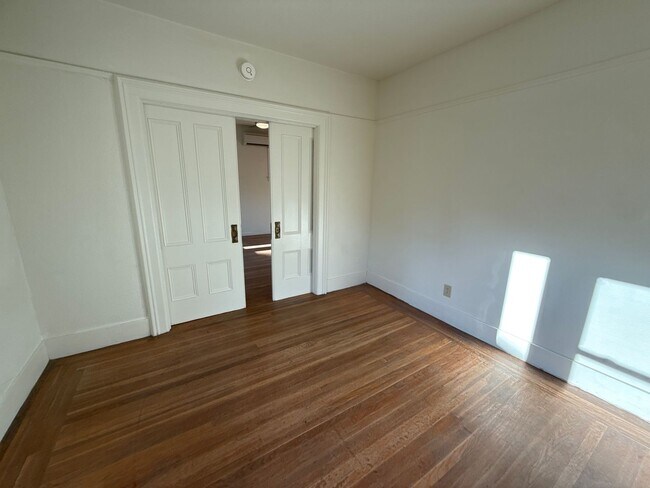 Building Photo - RC- 3894-3896 Ruby St., Oakland, CA, 94609