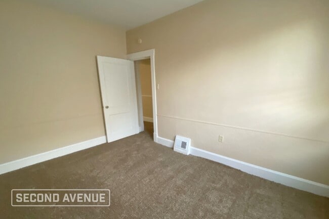 Building Photo - 3404 W Main St