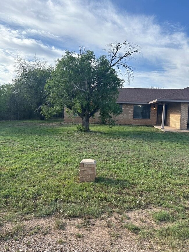 Building Photo - 7730 Sandpiper Way