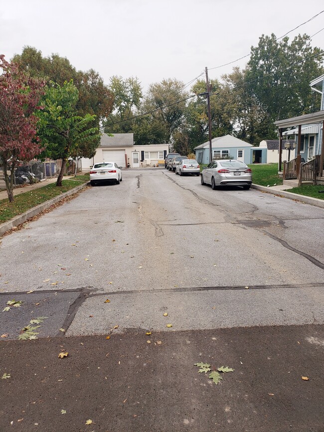 Ample Street Parking - 30 Umberto Ave