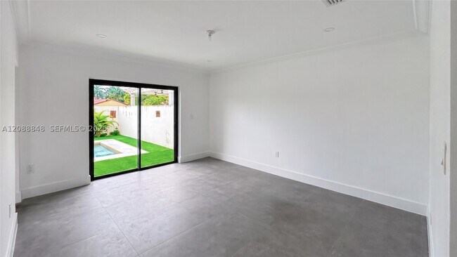 Building Photo - 11822 SW 108th Terrace
