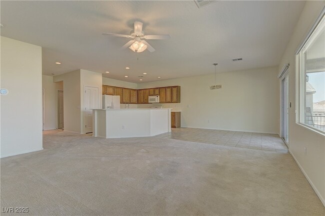 Building Photo - 2576 Chasma Dr