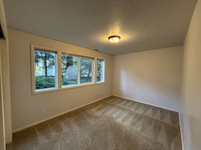 Building Photo - 3834 Brighton Ave